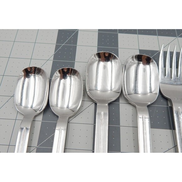 Retroneu INFINITE Stainless Dinner Spoon Fork Knife 18/8 Korea Glossy Flatware - Picture 2 of 16